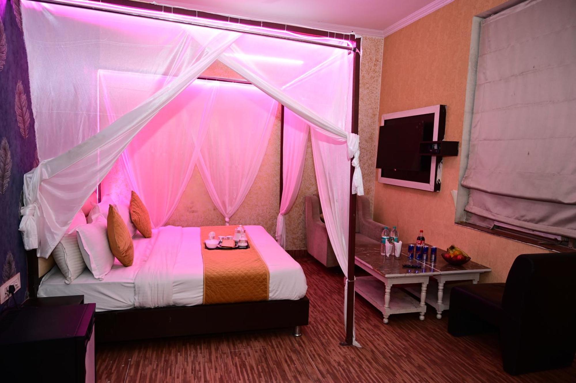 Krishna Pride Hotel Jaipur