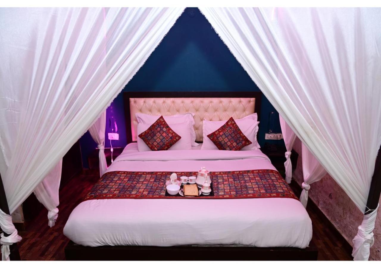 Hotel Krishna Pride 3*