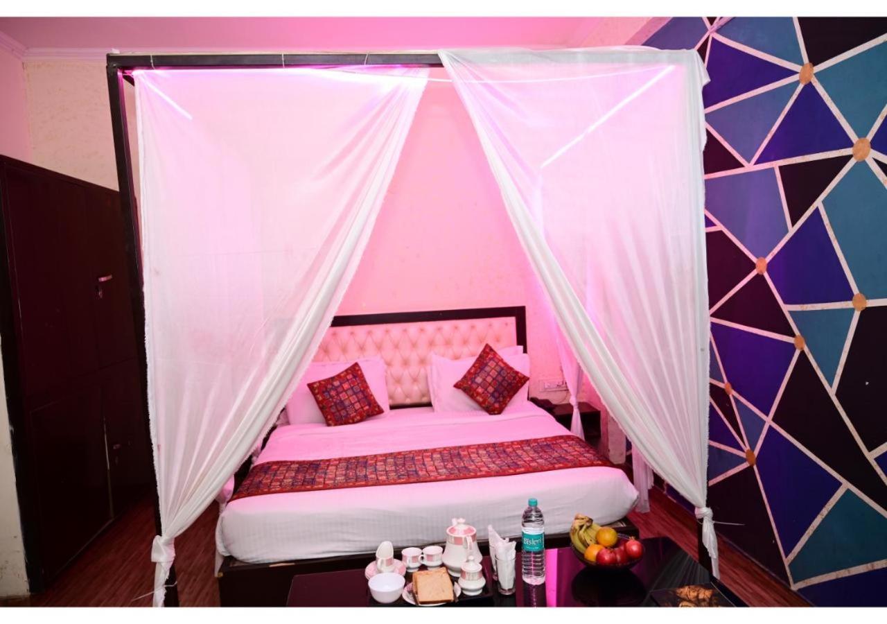 Krishna Pride Hotel 3*
